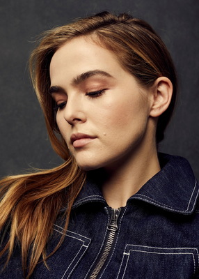 Zoey Deutch Poster 3677862