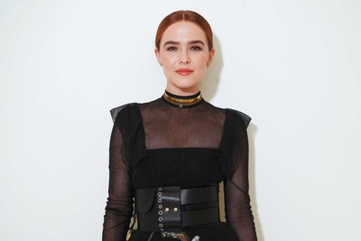 Zoey Deutch Poster 3811480