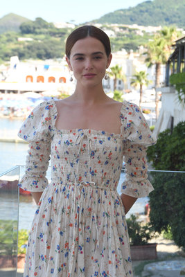Zoey Deutch Poster 3865965