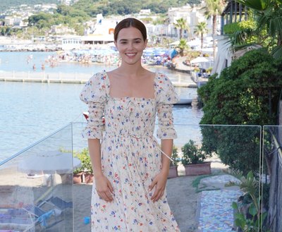 Zoey Deutch Poster 3866014