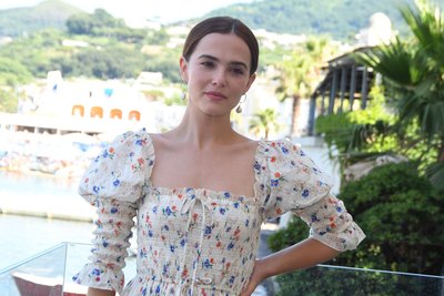 Zoey Deutch Poster 3866015