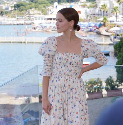 Zoey Deutch Poster 3866019