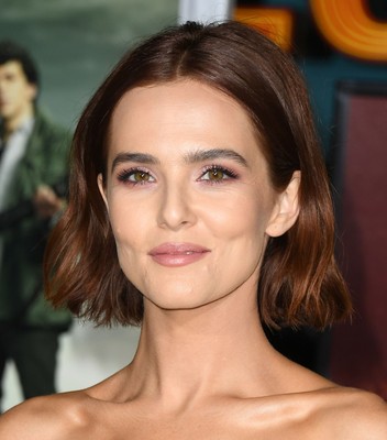 Zoey Deutch Poster 3893711