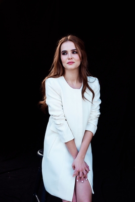 Zoey Deutch Poster 3924528