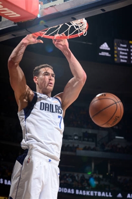 Dwight Powell Poster 4006367