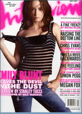 emily blunt Poster 1488533