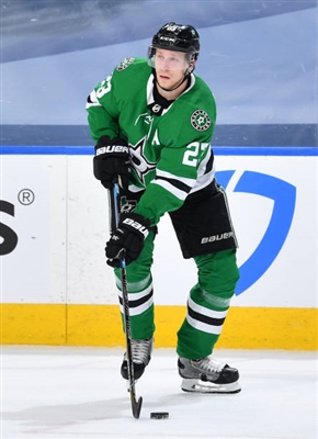 Esa Lindell Poster 4037782