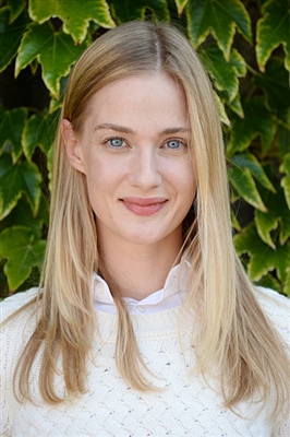 Eva Riccobono Poster 4104079