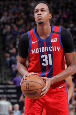 John Henson Poster 4044112