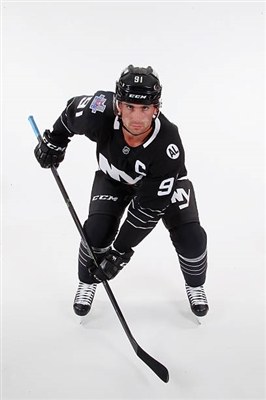 John Tavares Poster 4082393