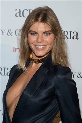 Maryna Linchuk Poster 4104231