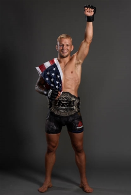 Tj Dillashaw Poster 3966792
